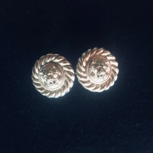 Anne Klein Lion earrings - Picture 2 of 4